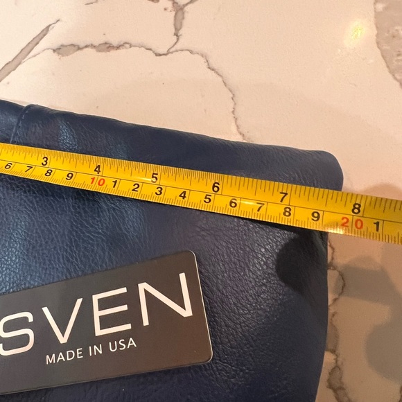 Sven iphone purse in luxury soft leather royal blue - Picture 7 of 7